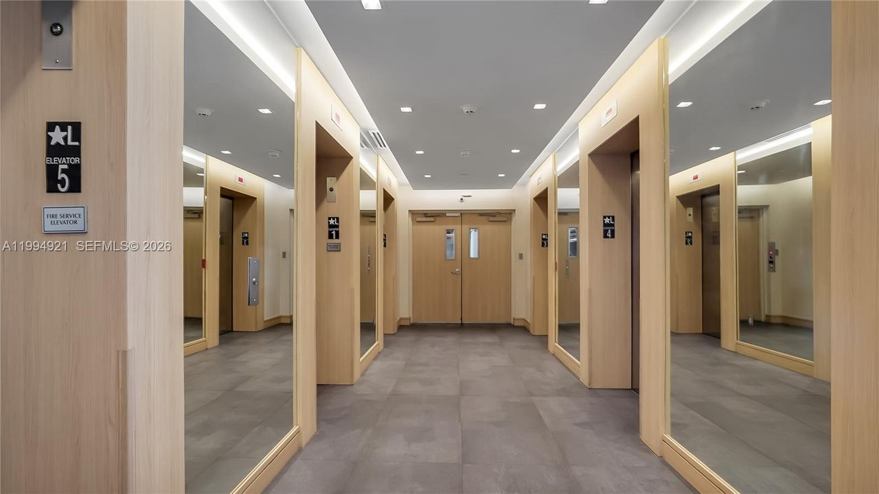 En Venta: $438,000 (1 camas, 1 baños, 846 Pies cuadrados)