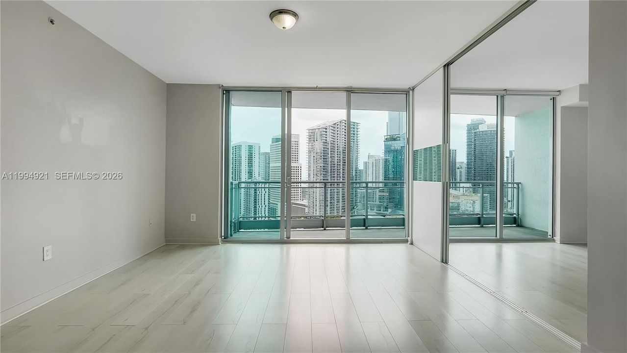 En Venta: $438,000 (1 camas, 1 baños, 846 Pies cuadrados)