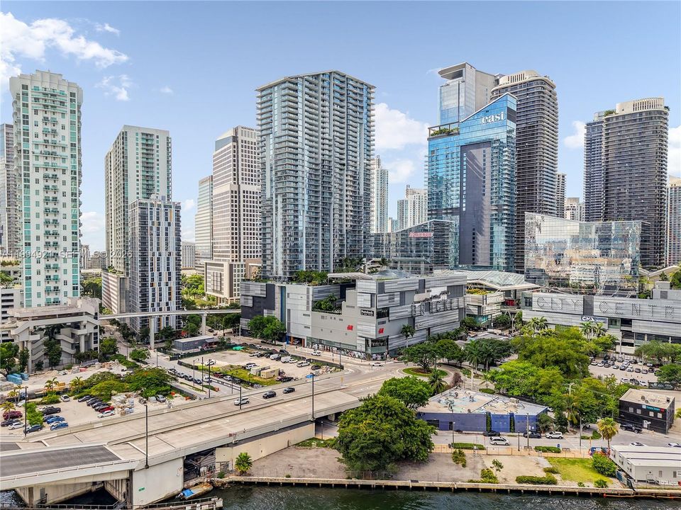 En Venta: $438,000 (1 camas, 1 baños, 846 Pies cuadrados)