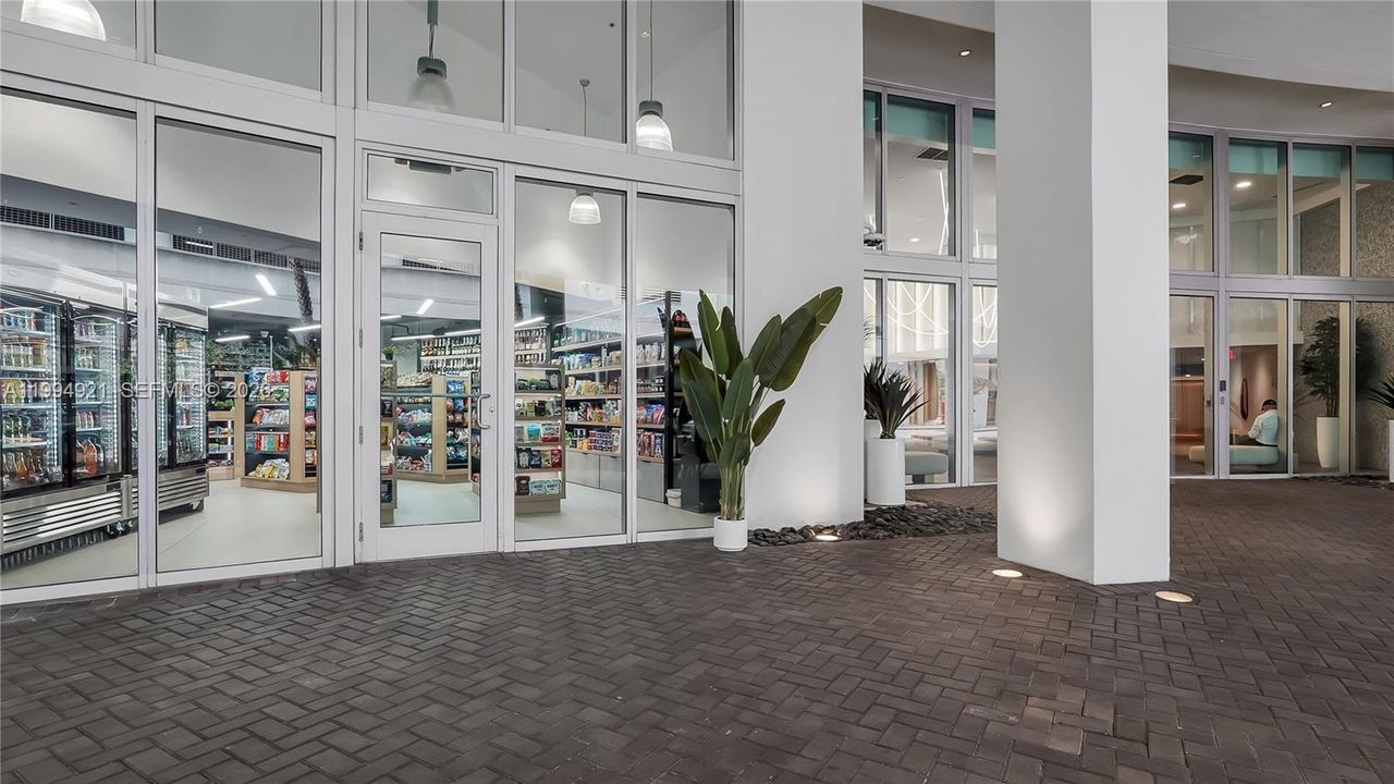 En Venta: $438,000 (1 camas, 1 baños, 846 Pies cuadrados)