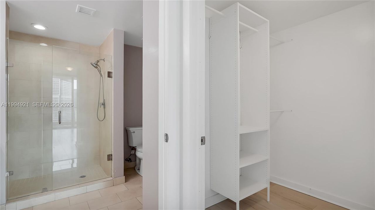 En Venta: $438,000 (1 camas, 1 baños, 846 Pies cuadrados)