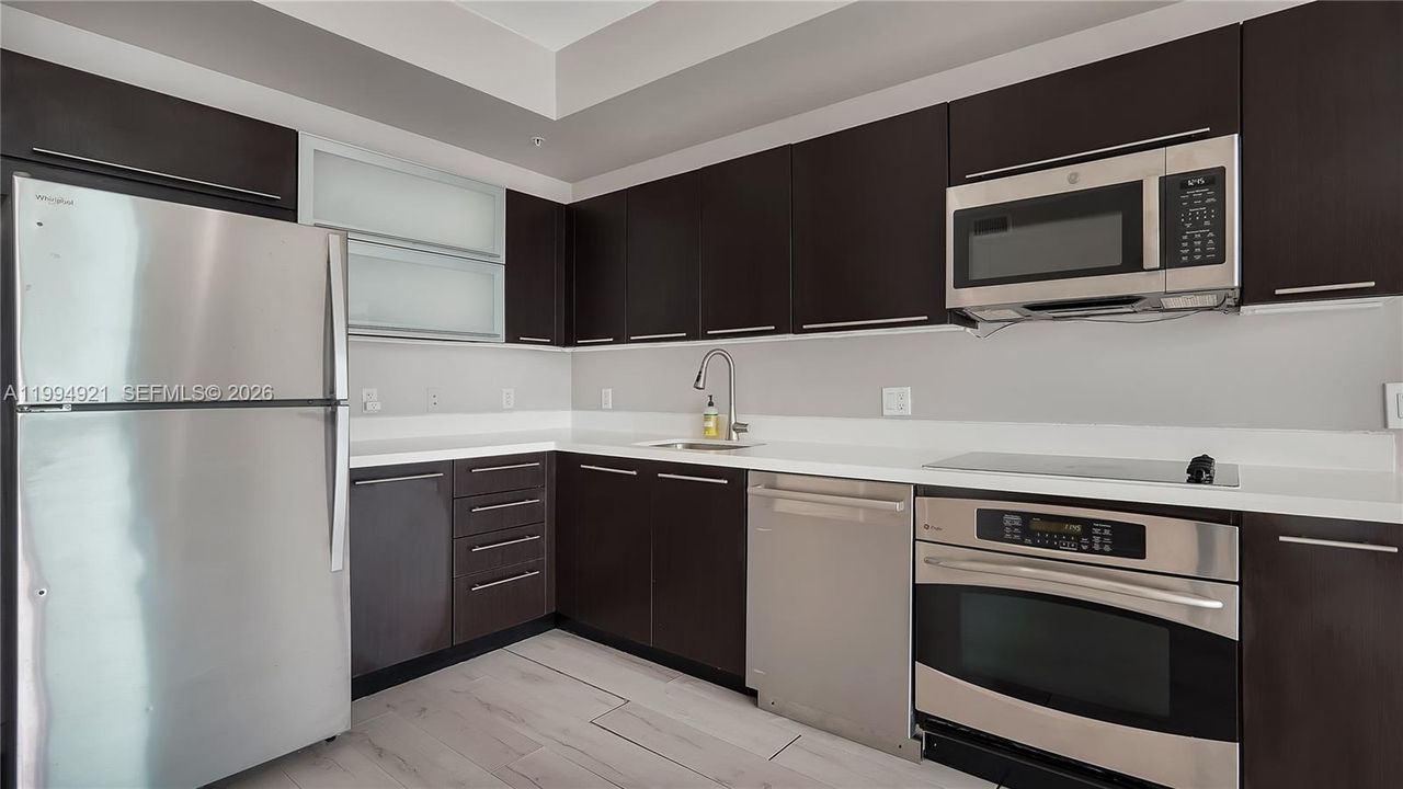 En Venta: $438,000 (1 camas, 1 baños, 846 Pies cuadrados)