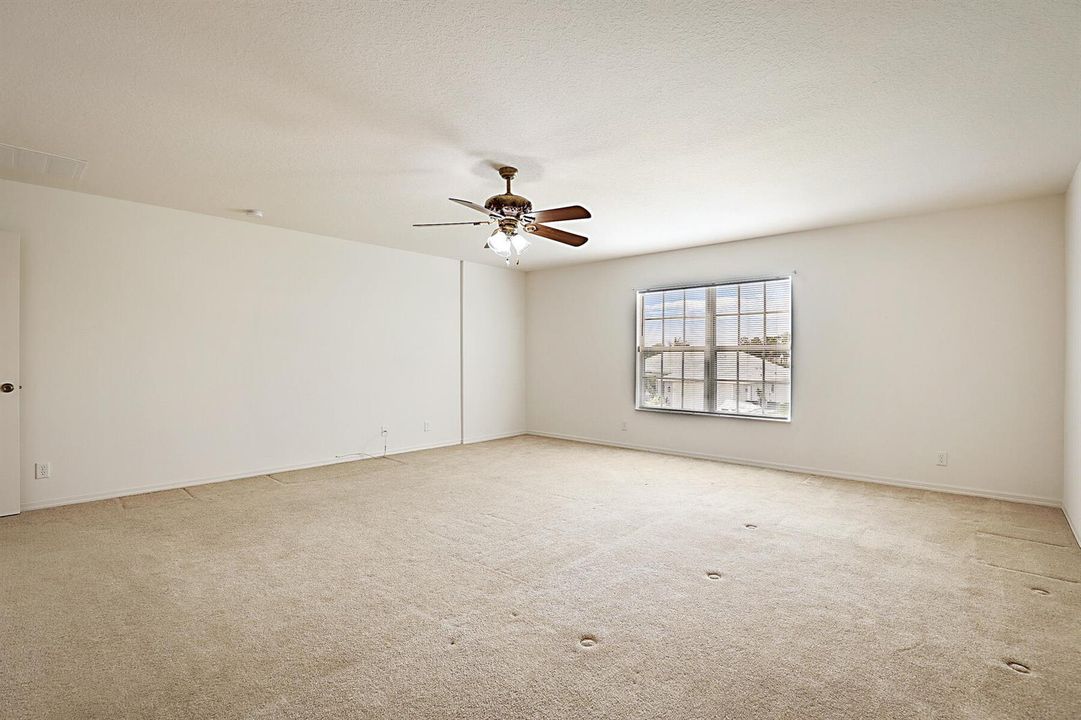 617 SE Kerrigan Terrace-29