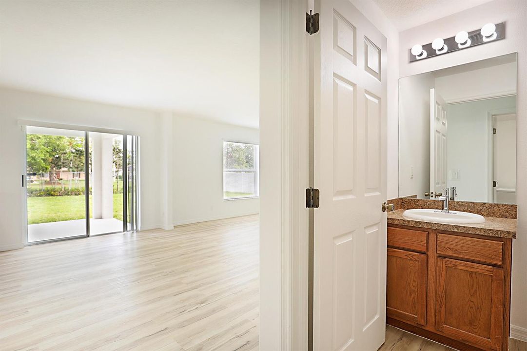 617 SE Kerrigan Terrace-21