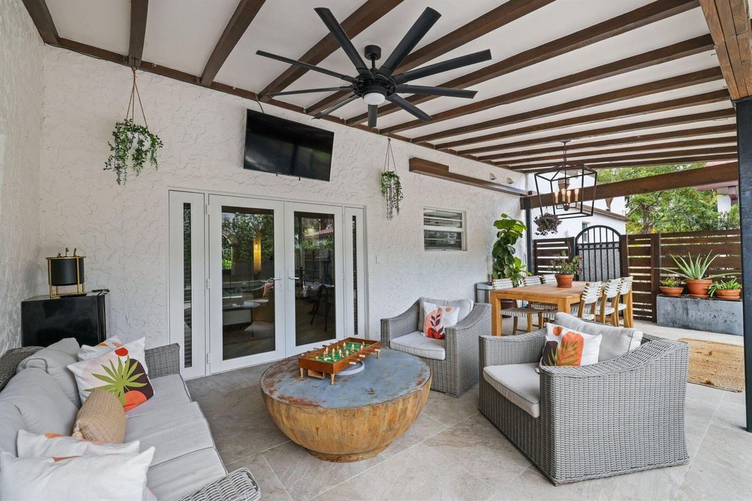706 Sunset Road - 67.jpg-SMALL