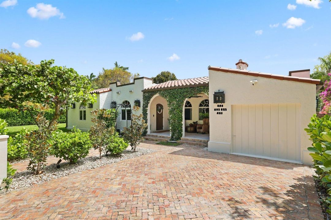 706 Sunset Road - 8.jpg-SMALL