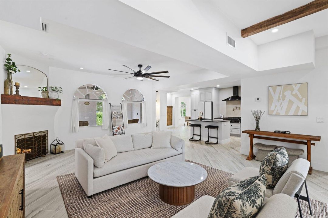 706 Sunset Road - 39.jpg-SMALL