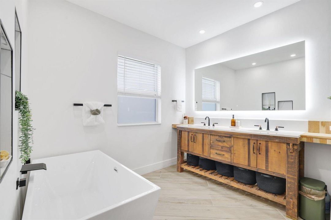 706 Sunset Road - 50.jpg-SMALL