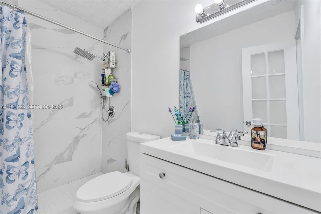 En Venta: $1,075,000 (0 camas, 0 baños, 2480 Pies cuadrados)