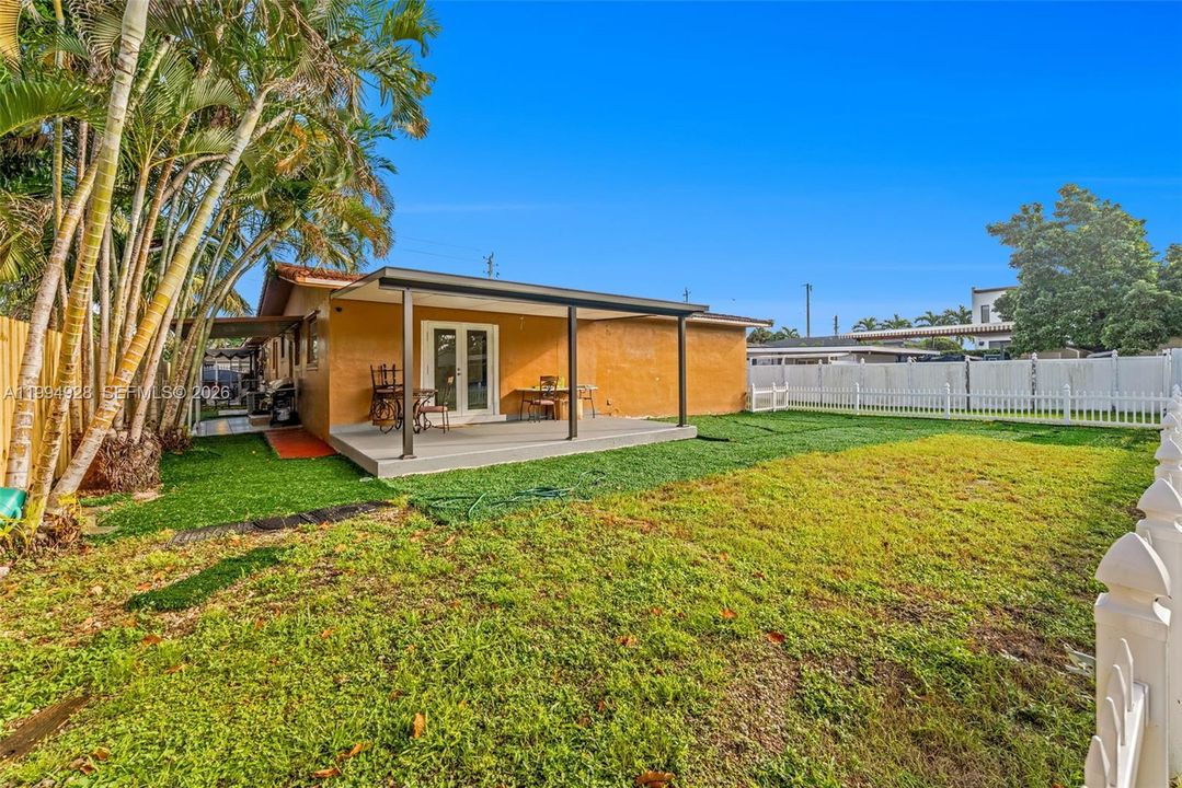 En Venta: $1,075,000 (0 camas, 0 baños, 2480 Pies cuadrados)