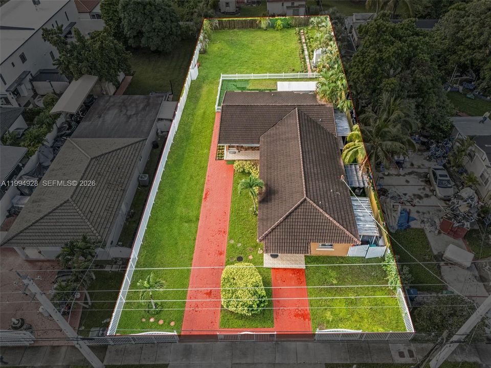 En Venta: $1,075,000 (0 camas, 0 baños, 2480 Pies cuadrados)