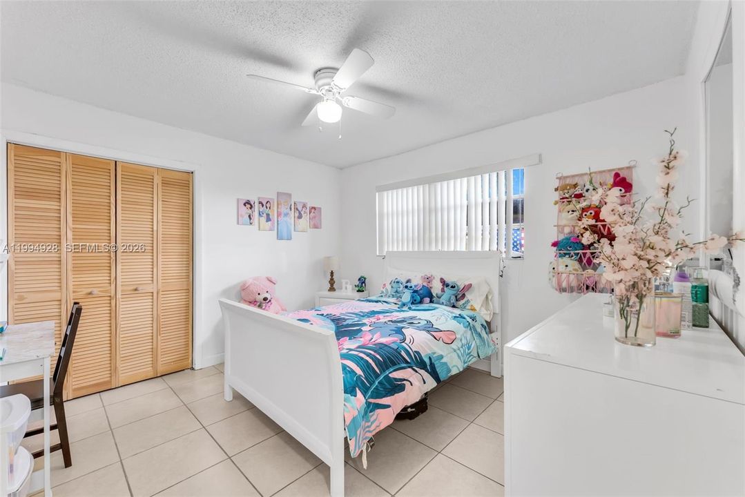 En Venta: $1,075,000 (0 camas, 0 baños, 2480 Pies cuadrados)