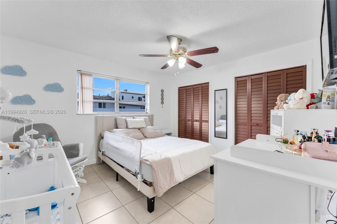 En Venta: $1,075,000 (0 camas, 0 baños, 2480 Pies cuadrados)