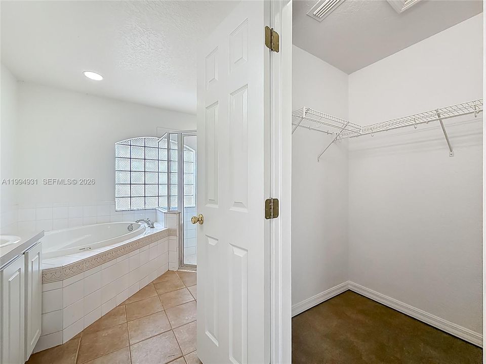Active With Contract: $365,000 (4 beds, 2 baths, 1798 Square Feet)