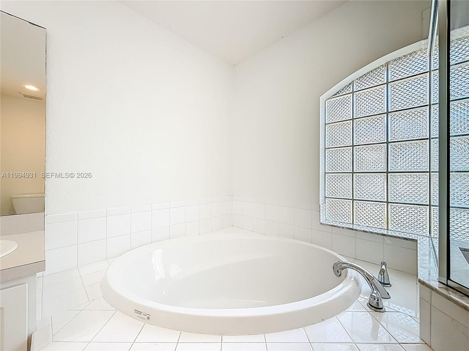 Active With Contract: $365,000 (4 beds, 2 baths, 1798 Square Feet)