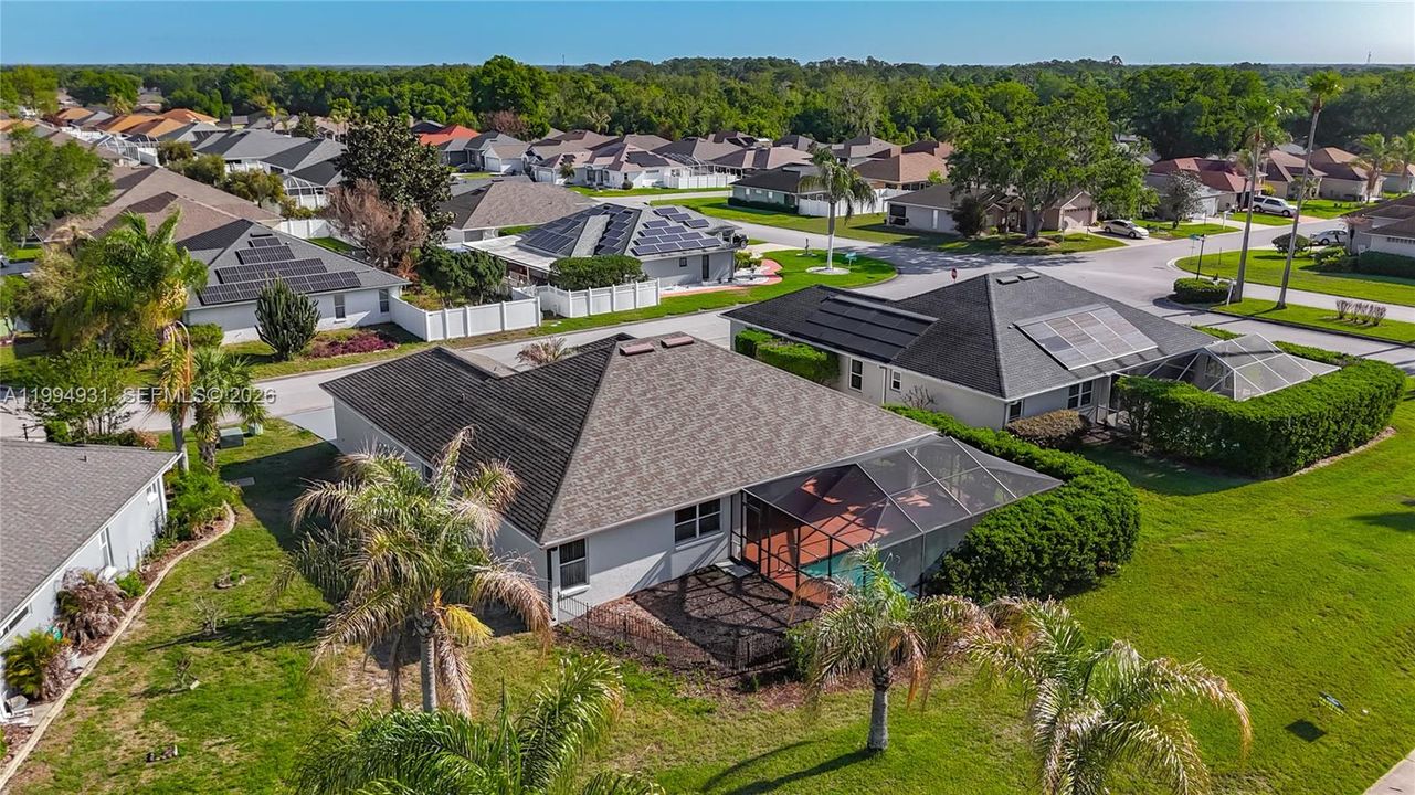 Active With Contract: $365,000 (4 beds, 2 baths, 1798 Square Feet)