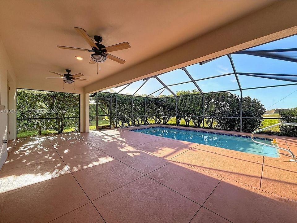 Active With Contract: $365,000 (4 beds, 2 baths, 1798 Square Feet)