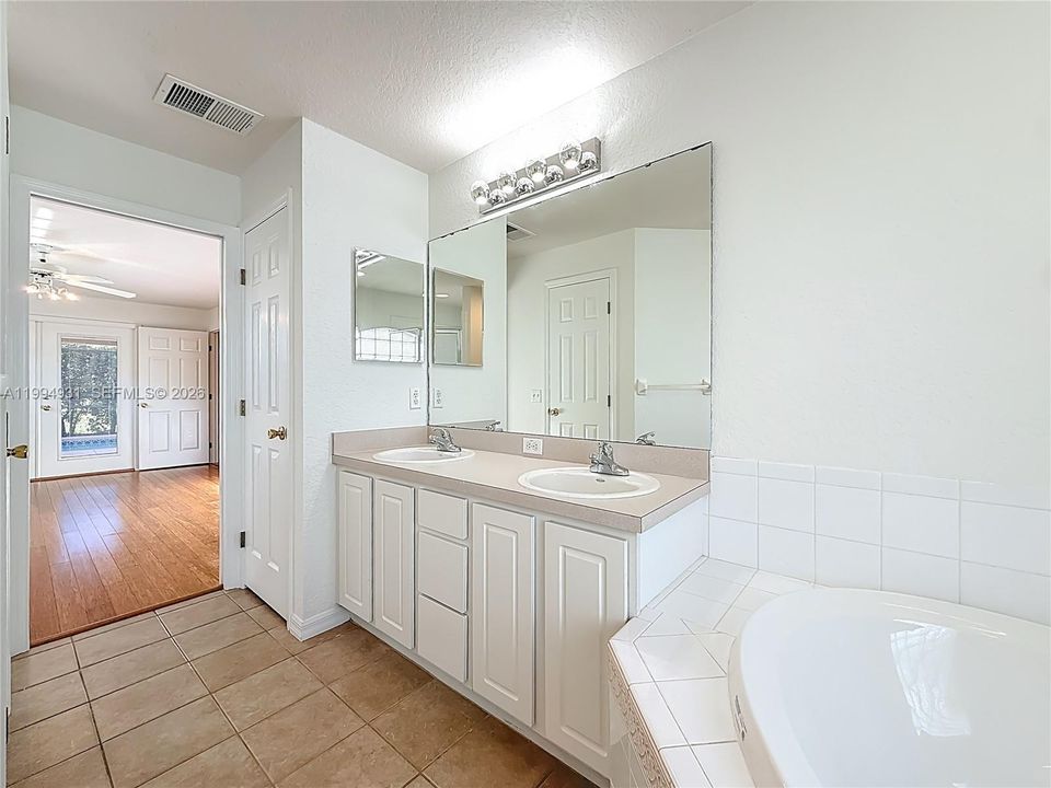 Active With Contract: $365,000 (4 beds, 2 baths, 1798 Square Feet)