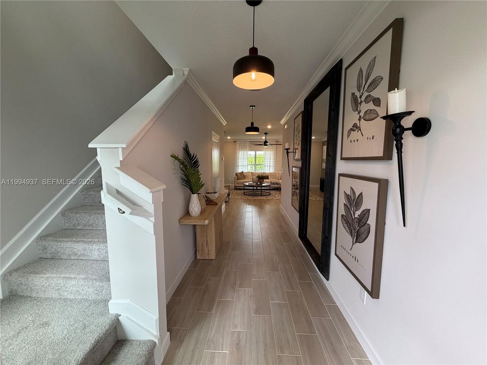 entry model home