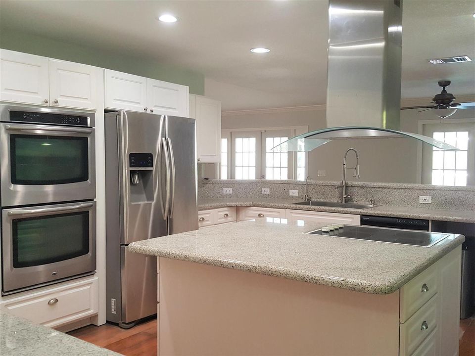 DOUBLE OVENS