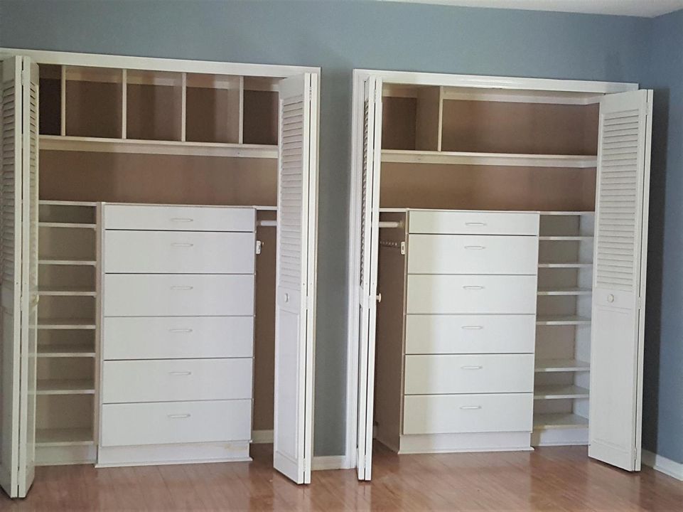 BUILT IN SHELVING AND DRAWERS