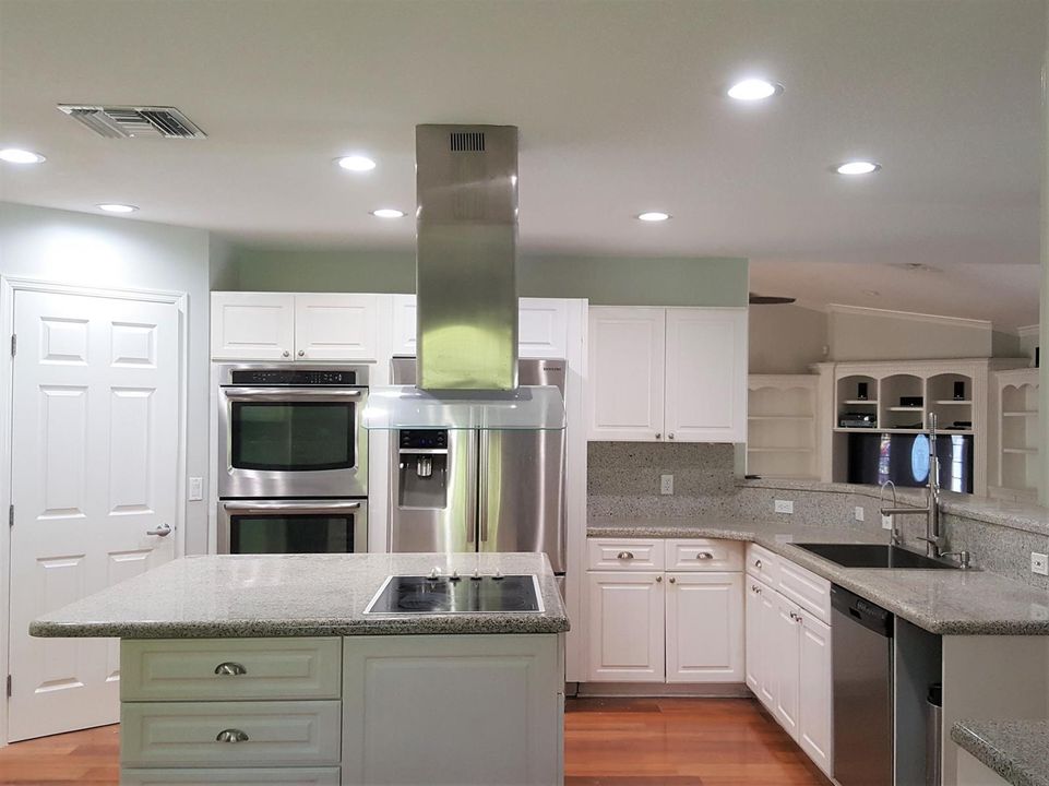 ISLAND COOK TOP