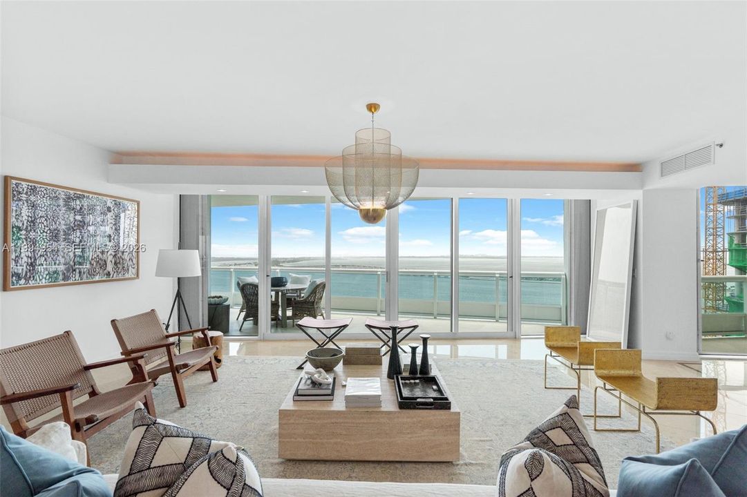 В аренду: $22,500 (4 спален, 5 ванн, 4030 Квадратных фут)