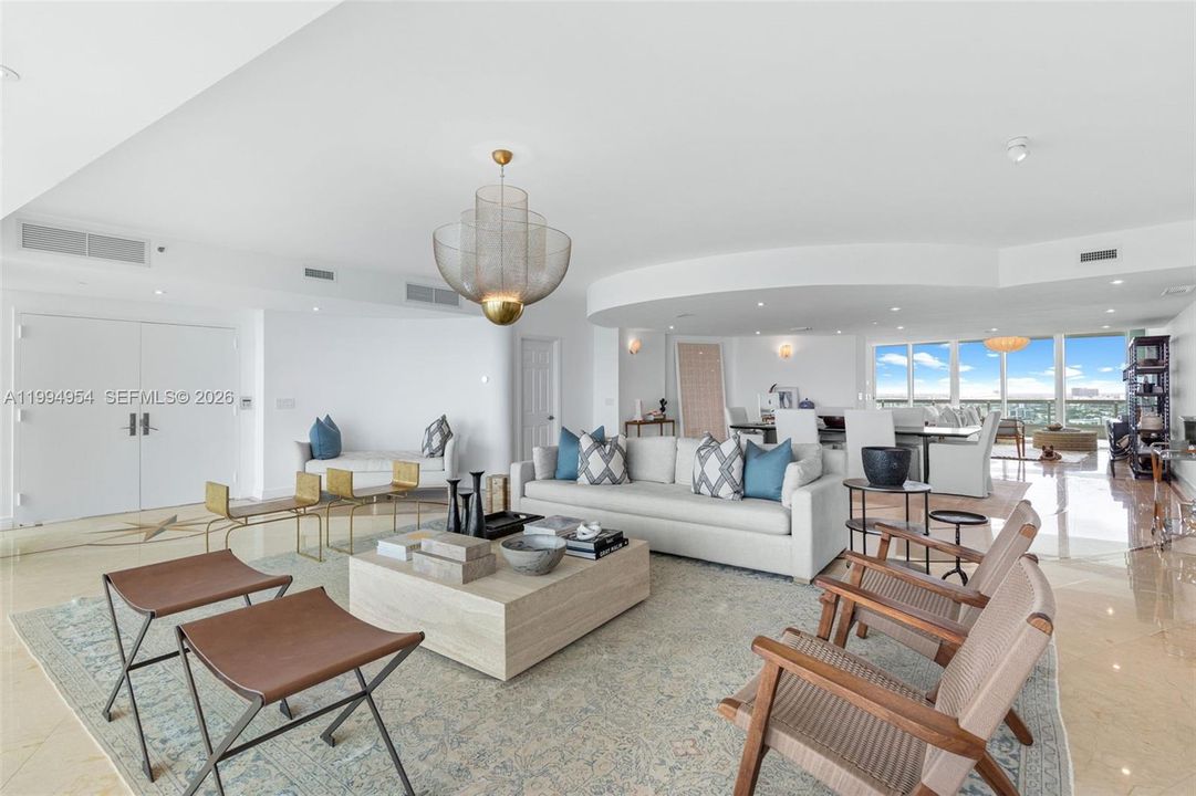 В аренду: $22,500 (4 спален, 5 ванн, 4030 Квадратных фут)