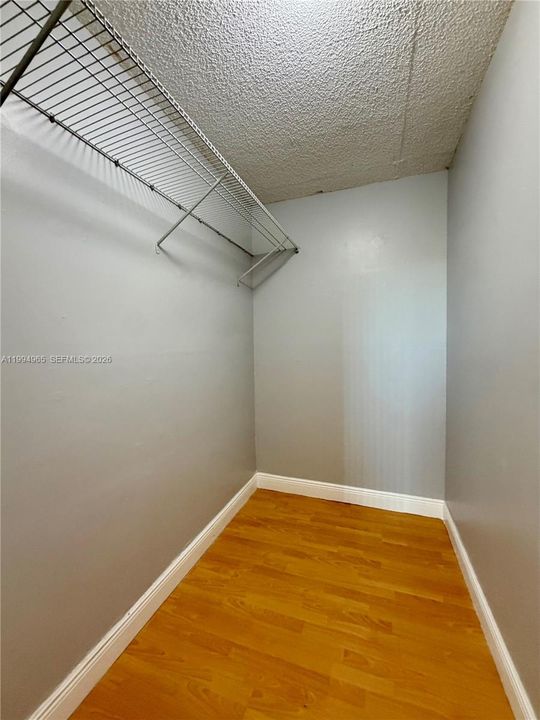 В аренду: $2,645 (3 спален, 2 ванн, 1110 Квадратных фут)