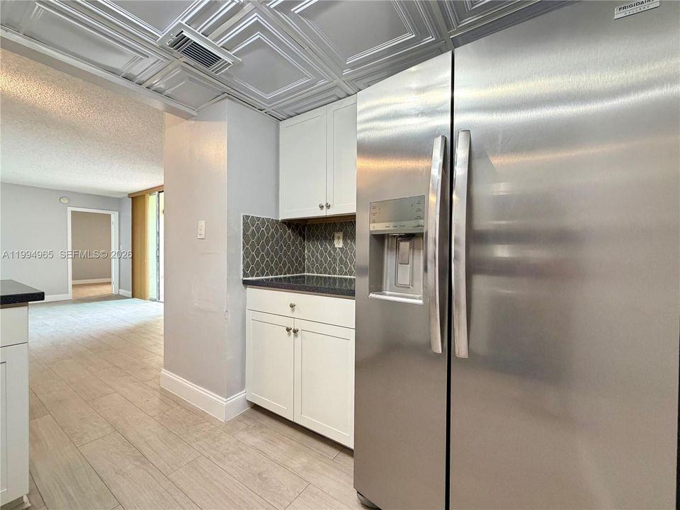 В аренду: $2,645 (3 спален, 2 ванн, 1110 Квадратных фут)