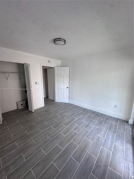 En Renta: $2,400 (2 camas, 2 baños, 3468 Pies cuadrados)