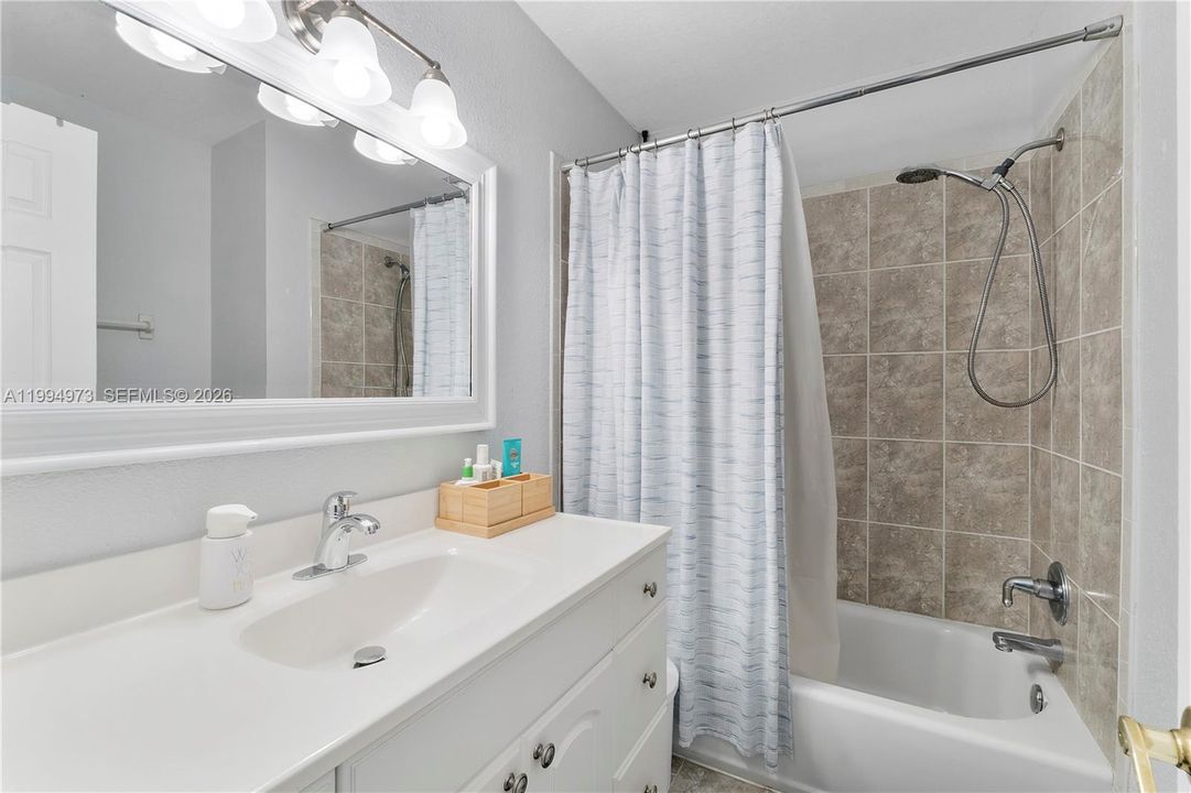 2nd Floor Guest Bathroom