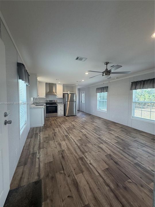 Recently Rented: $1,800 (3 beds, 2 baths, 0 Square Feet)