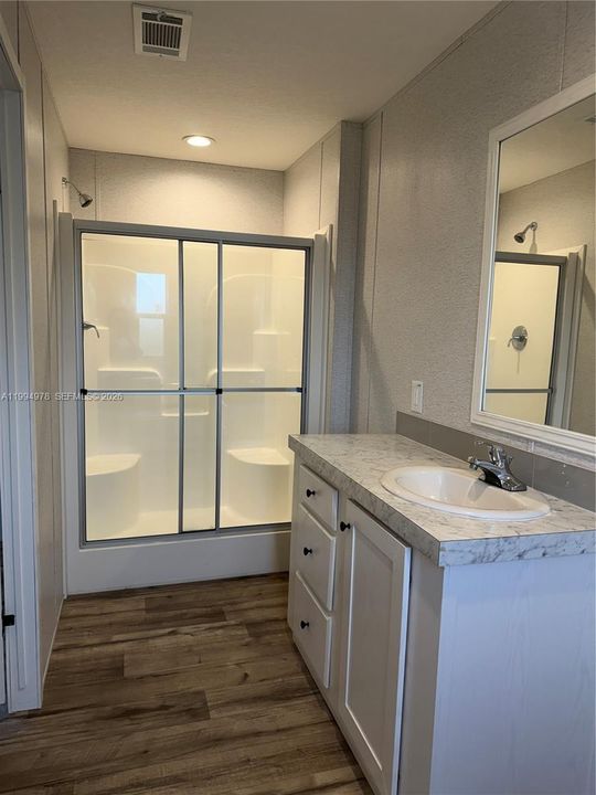 Recently Rented: $1,800 (3 beds, 2 baths, 0 Square Feet)