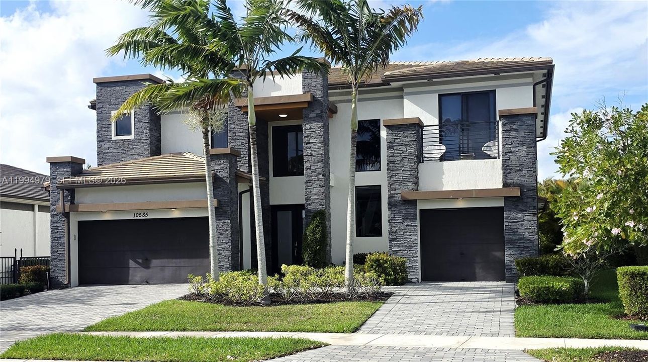 En Venta: $1,755,000 (6 camas, 6 baños, 4622 Pies cuadrados)