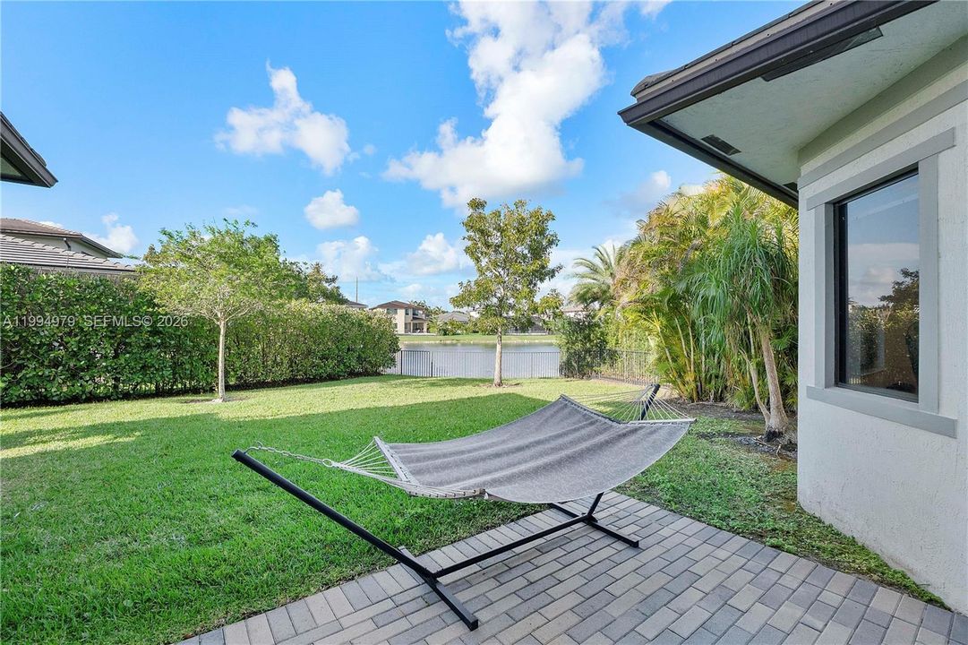 En Venta: $1,755,000 (6 camas, 6 baños, 4622 Pies cuadrados)