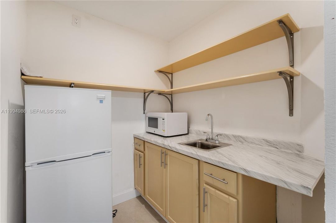 Kitchenette, not allowing cooking.