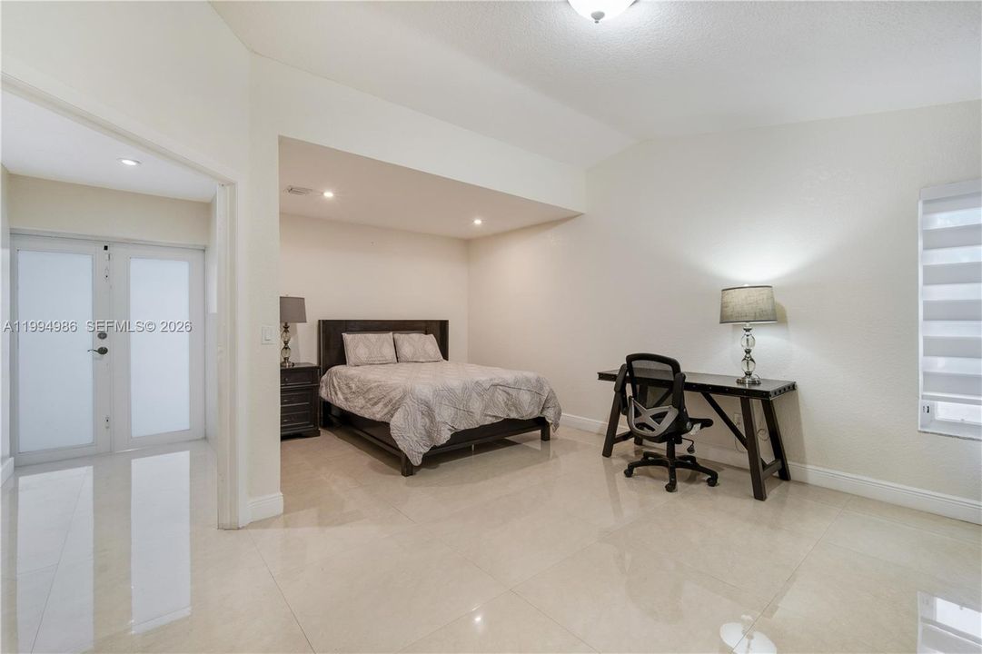 В аренду: $1,500 (1 спален, 1 ванн, 400 Квадратных фут)