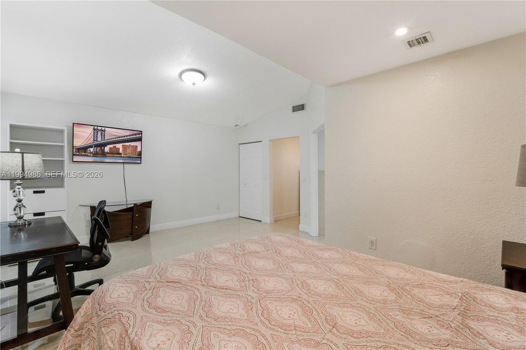 В аренду: $1,500 (1 спален, 1 ванн, 400 Квадратных фут)