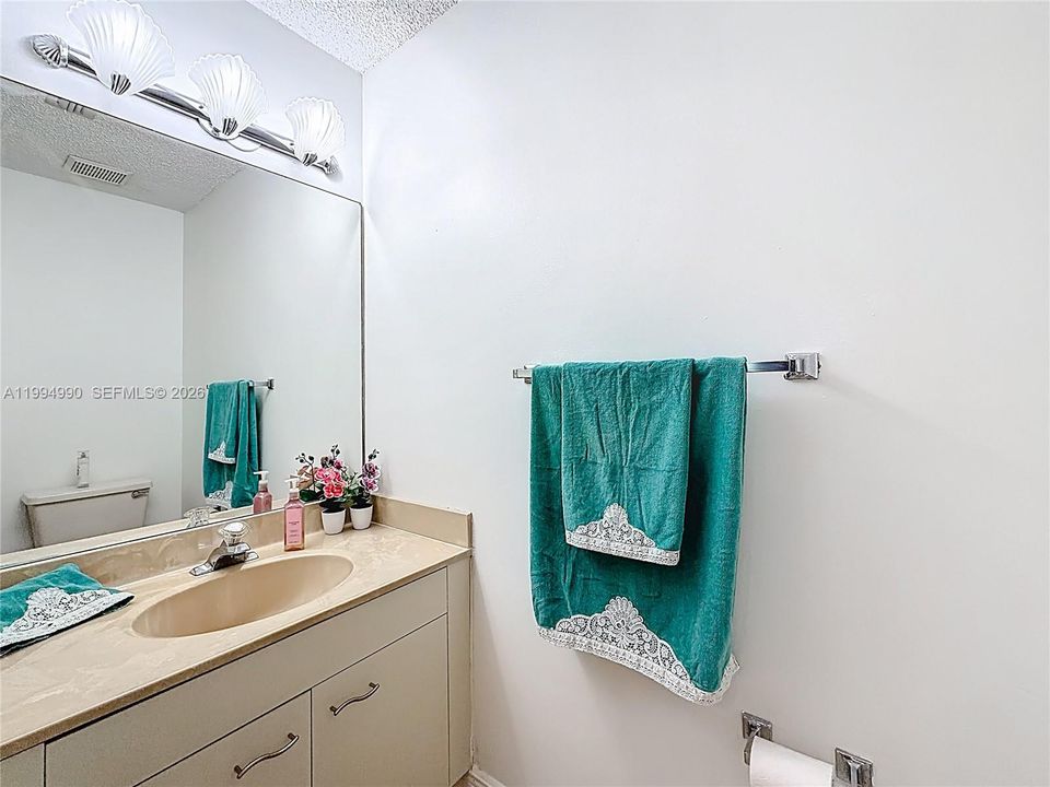 Guest half bath