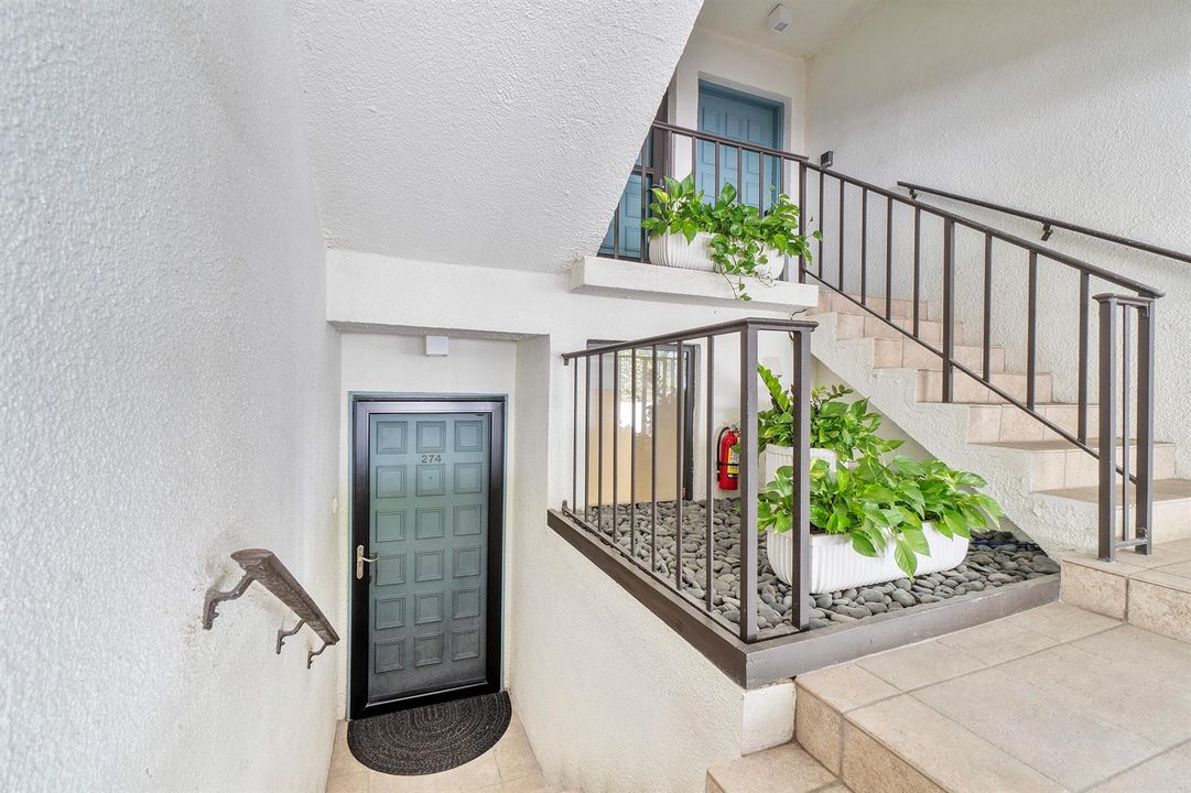 250 S Ocean Blvd U274_030