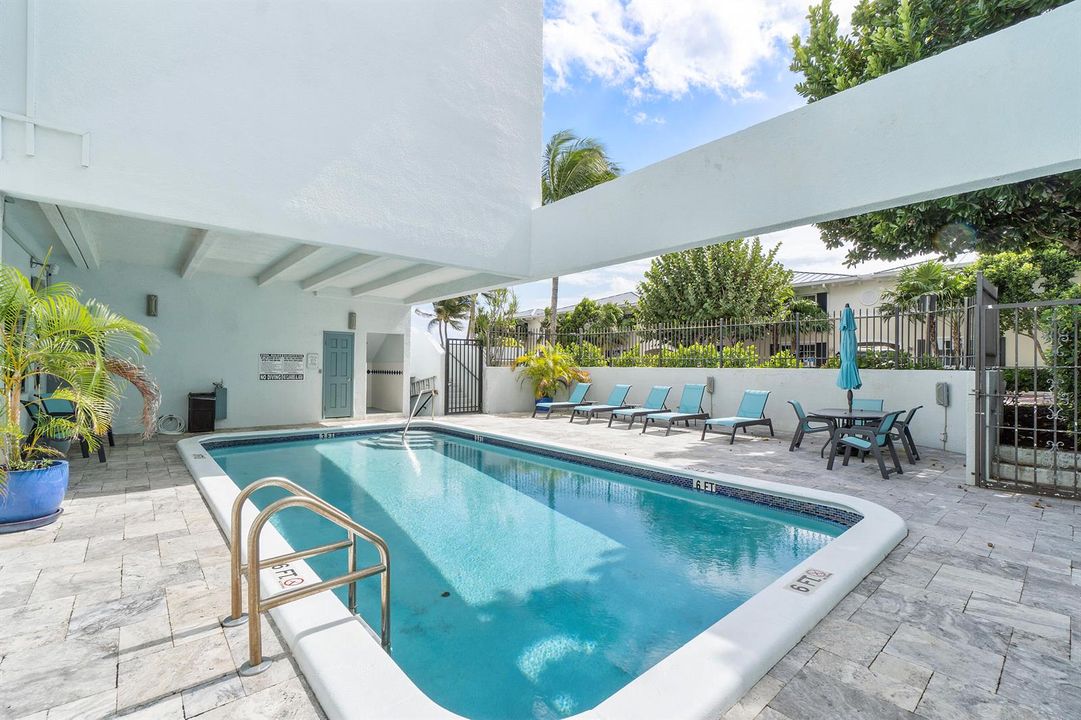 250 S Ocean Blvd U274_032