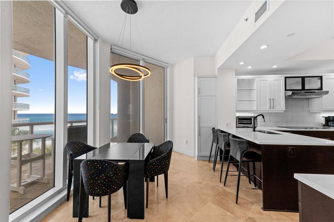 32 Dining room 01