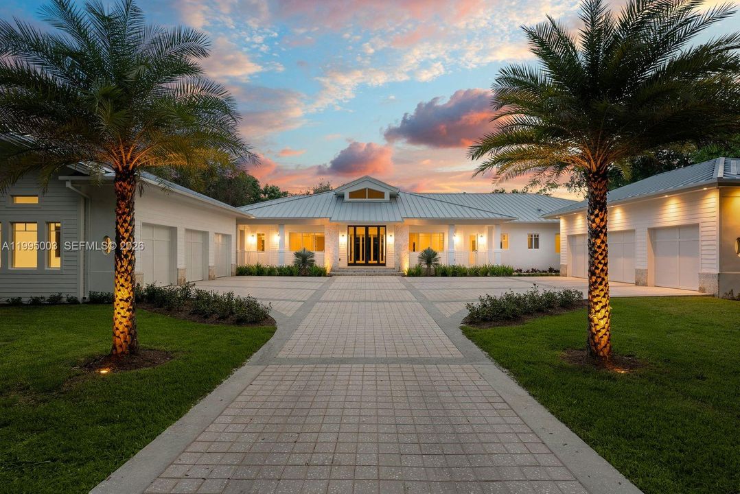 En Venta: $7,968,000 (8 camas, 9 baños, 6928 Pies cuadrados)
