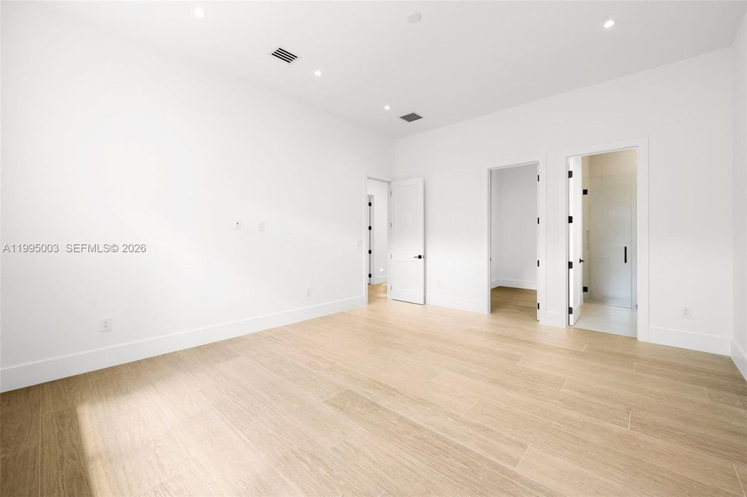En Venta: $7,968,000 (8 camas, 9 baños, 6928 Pies cuadrados)