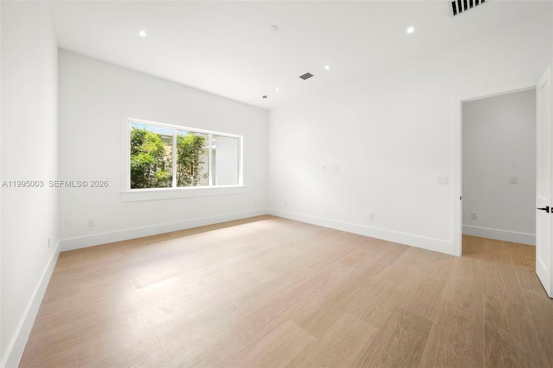 En Venta: $7,968,000 (8 camas, 9 baños, 6928 Pies cuadrados)