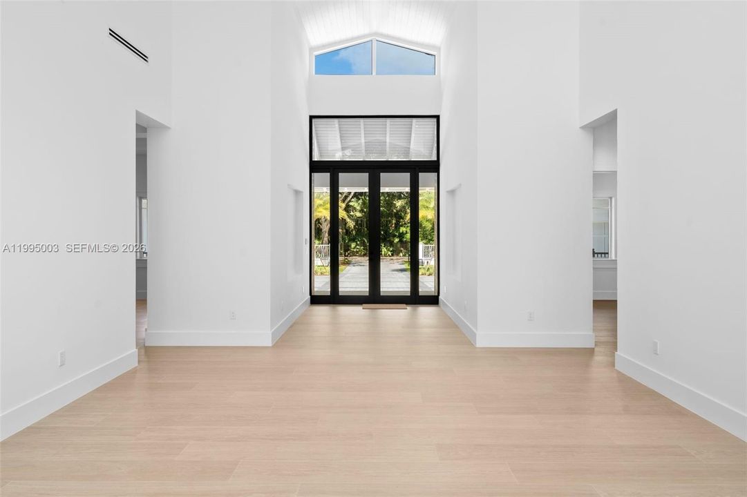 En Venta: $7,968,000 (8 camas, 9 baños, 6928 Pies cuadrados)