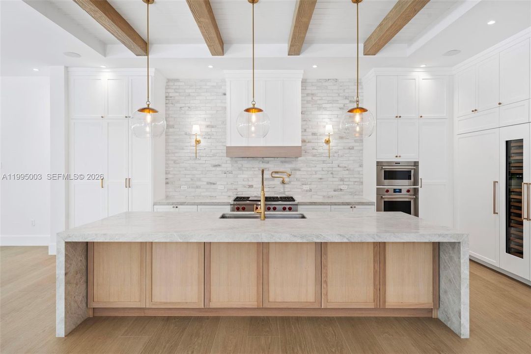 En Venta: $7,968,000 (8 camas, 9 baños, 6928 Pies cuadrados)