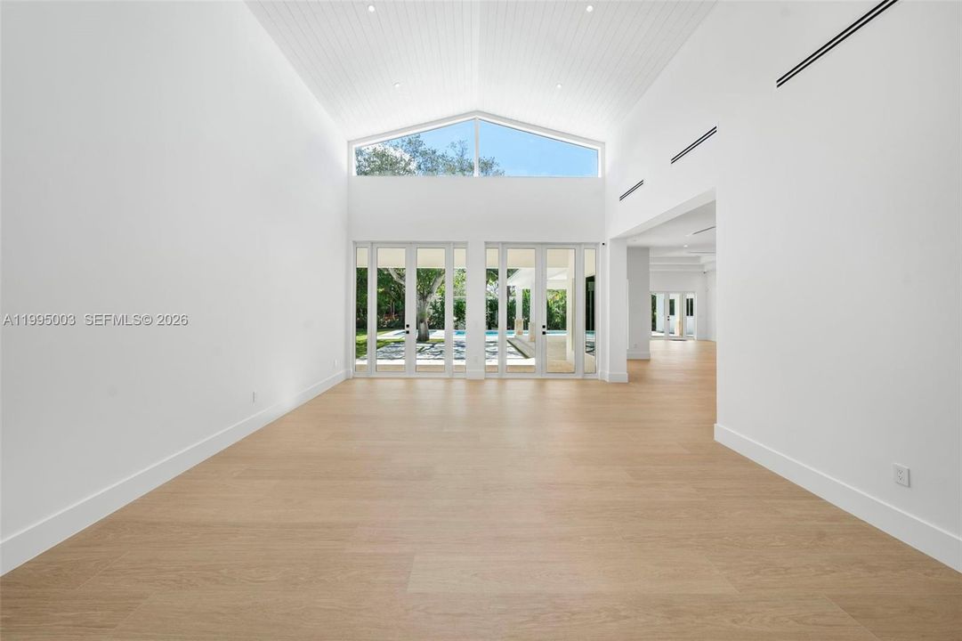 En Venta: $7,968,000 (8 camas, 9 baños, 6928 Pies cuadrados)