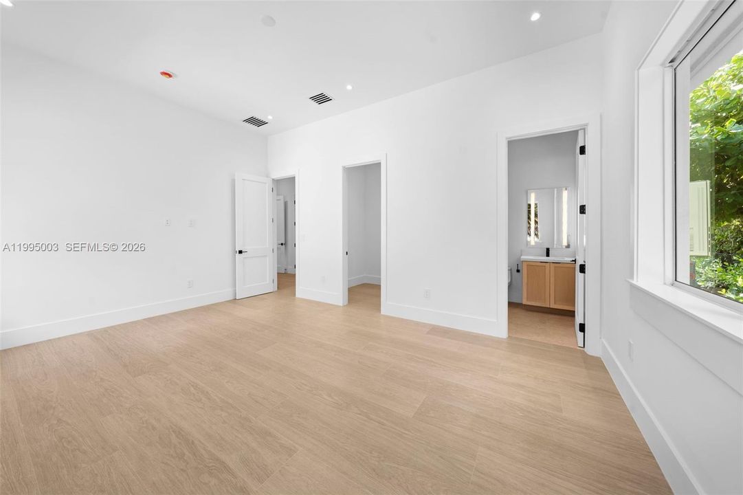 En Venta: $7,968,000 (8 camas, 9 baños, 6928 Pies cuadrados)